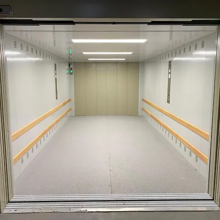 Lägenhetshotell Praga 3*